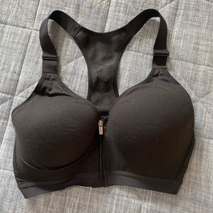 32D Victoria’s Secret Zip-up Sportsbra